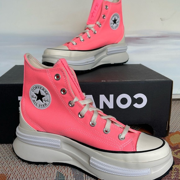 Converse WMNS CTAS A05012C
RUN STAR LEGACY CX HI ELECTRIC BLUSH/EGRET/BLACK - Picture 2 of 16